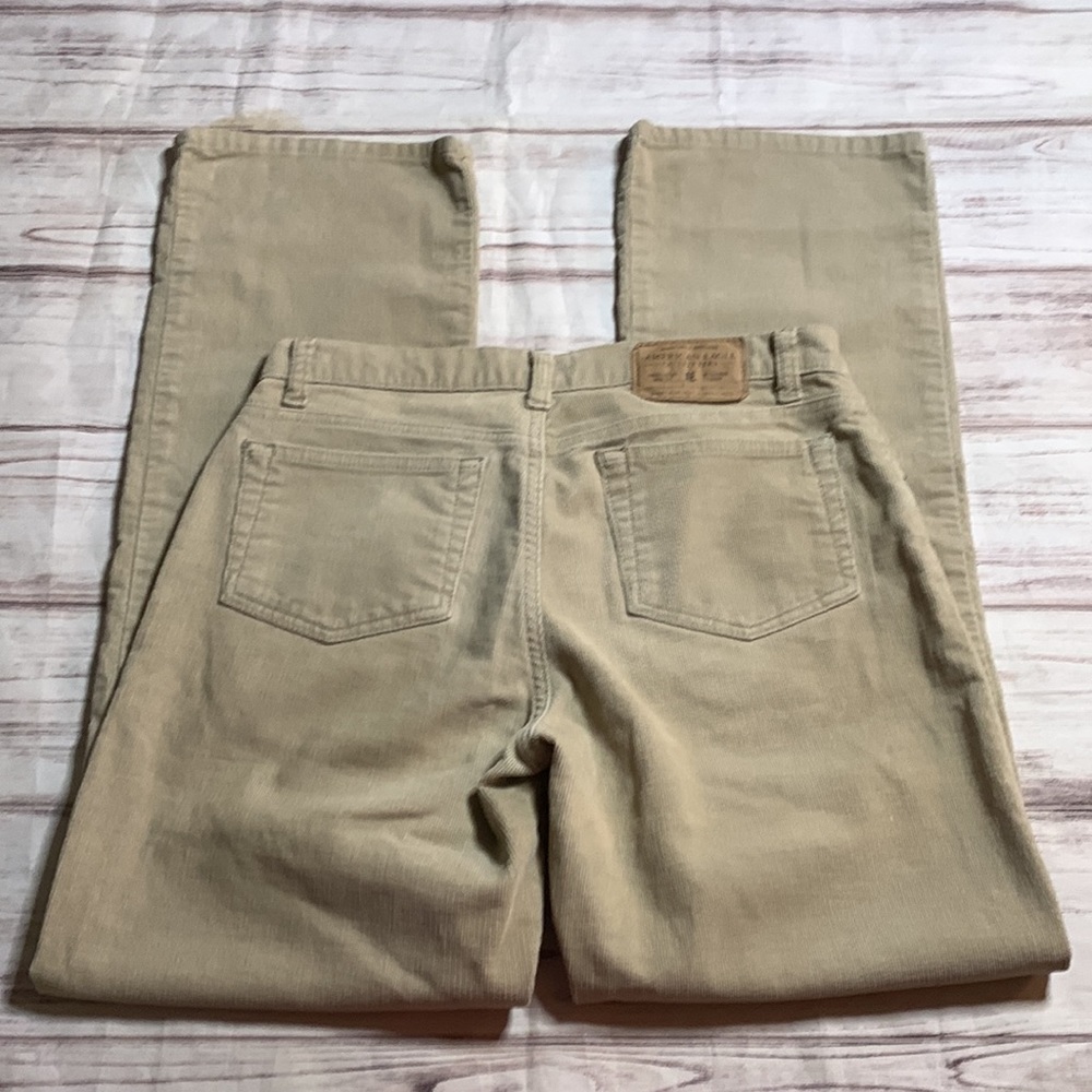 American Eagle Corduroy Pants - Picture 3 of 8